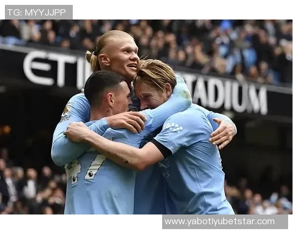 霍伊伦社媒庆祝梅开二度哈兰德调侃德布劳内喂他吃饼